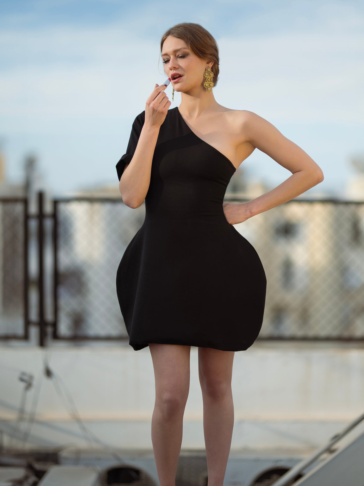 Contour Black